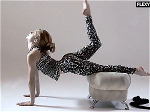 sexy booty gymnast Rita